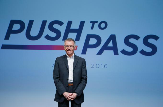 Carlos Tavares, predsednik koncerna PSA, je v Parizu zadovoljno predstavil nov petletni načrt za rast drugega največjega avtomobilskega proizvajalca v Evropi. | Foto: 