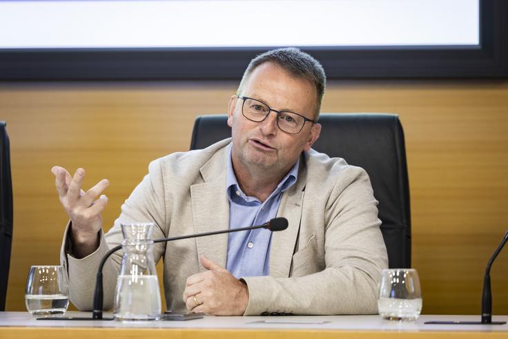Direktor uprave za zaščito in reševanje Leon Behin | Foto: Bojan Puhek