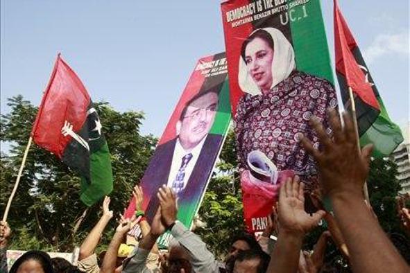 Zardari vložil kandidaturo za pakistanske volitve