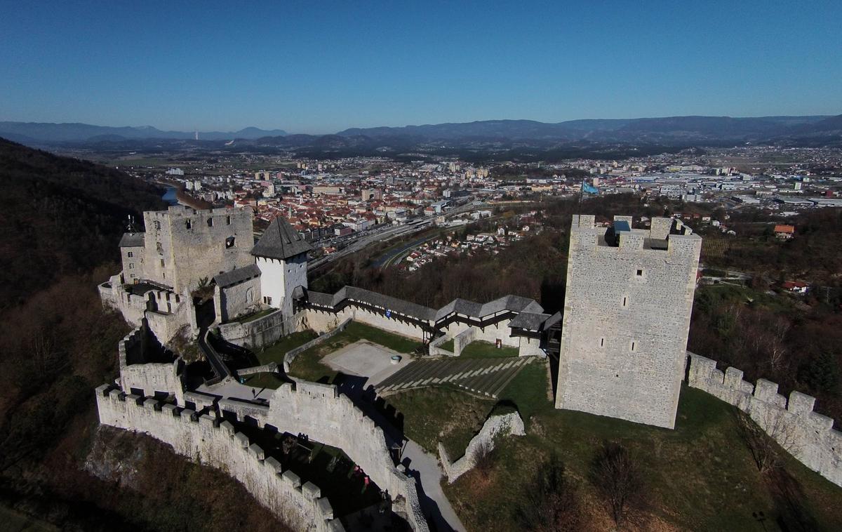 Celjski grad, Celje | Pri naložbi računajo tudi na subvencijo Eko sklada. | Foto Anže Malovrh