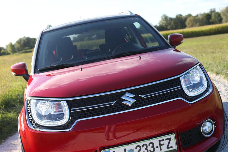 Novi ignis je najbolj vroč model Suzukija v Sloveniji. Lahko bi jih prodali več, kot so jim jih pripravljeni dobaviti iz daljne Japonske. | Foto: Gregor Pavšič