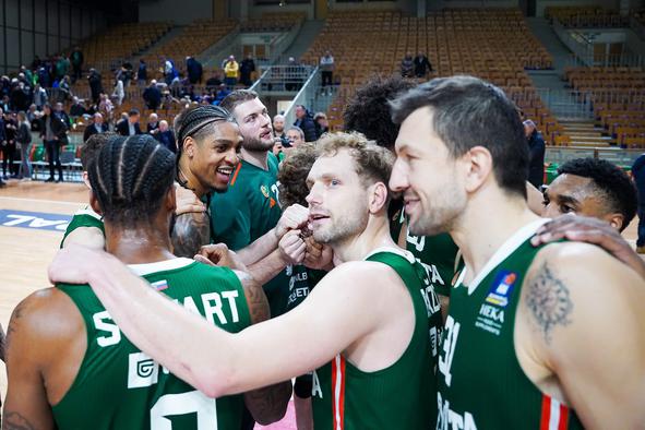 Krka namučila Budućnost, Cedevita Olimpija do stotice, Zvezdi derbi