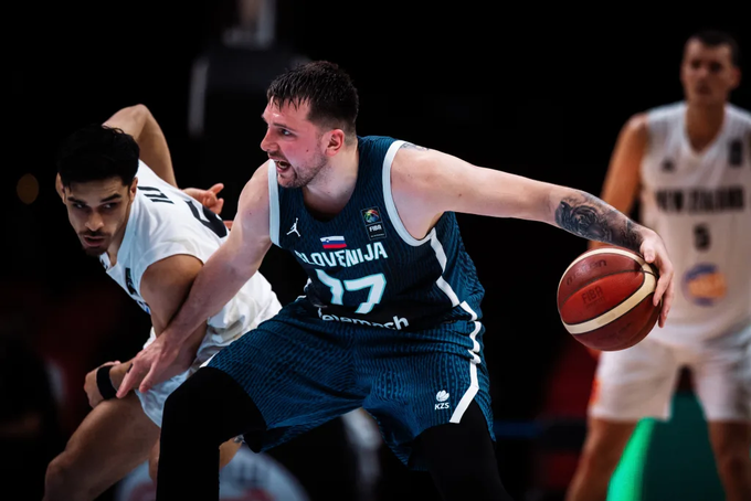 Luka Dončić je dosegel trojnega dvojčka s 36 točkami. | Foto: FIBA