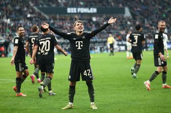 Bayer pozabil evropsko zaušnico. Bayern melje dalje, šov Leipziga brez Kampla.