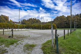 Pedagoško raziskovalni center za konjerejo Krumperk