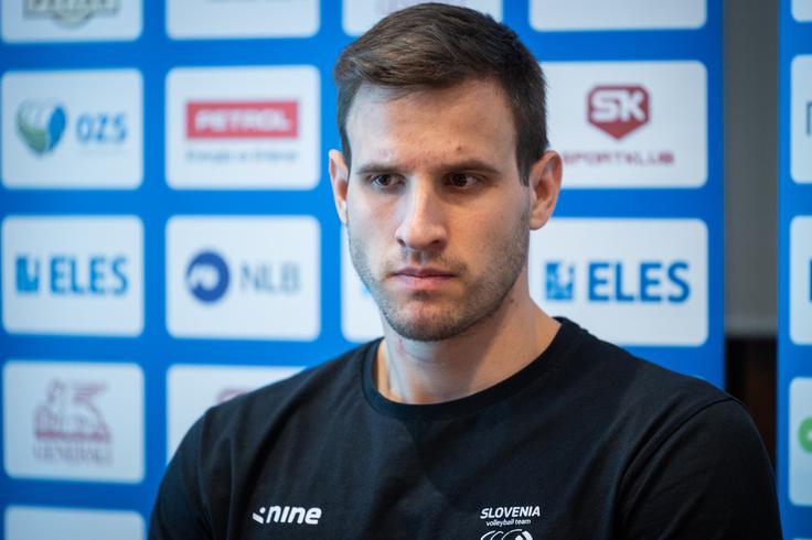 Slovenska zasedba je sezono začela v močno prevetreni zasedbi, ogromno priložnosti so dobili mladi. Vsi skupaj se še navajajo na nov, hitrejši način igre, ki ga je vpeljal selektor Soli. | Foto: Bor Slana/STA
