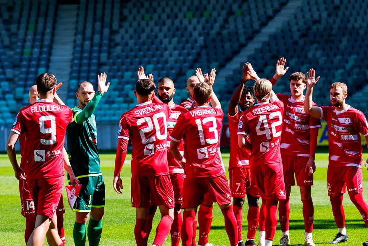 Aluminij je imel v Stožicah tokrat veliko težav s poškodbami. | Foto: Aleš Fevžer