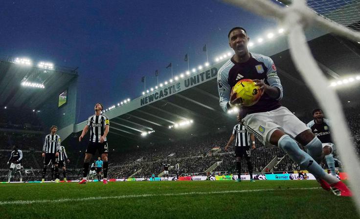 Aston Villa ostaja v igri za osvojitev evropske lige. V četrtfinalu lige Europa se bo pomerila z Bologno. | Foto: Reuters