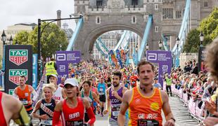 Smrt na londonskem maratonu: 36-letni udeleženec se je zgrudil in v bolnišnici umrl