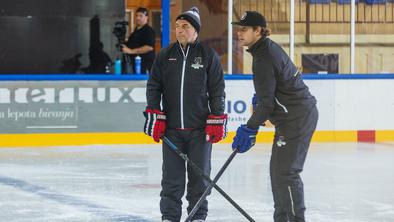 Pogreša romantiko v športu in je na preži za potencialnimi NHL-ovci