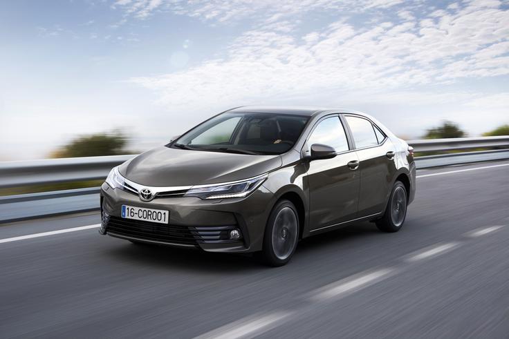 11. generacija 2013 - corolla E160, E170 in E180 | Foto: Toyota