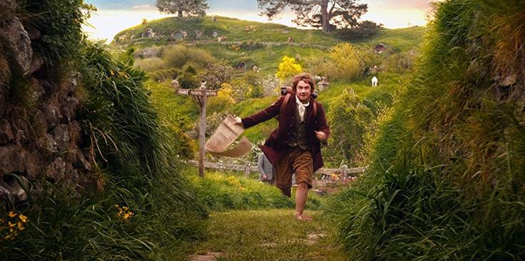 Martin Freeman med tekom skozi idilično pokrajino Nove Zelandije. | Foto: promocijsko gradivo
