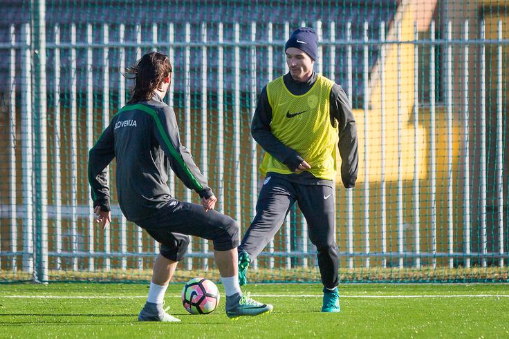 Član Domžal Jure Matjašič, ki je bil pred časom tudi v tisti "pravi" reprezentanci, takrat še kot nogometaš Zavrča. | Foto: Žiga Zupan/Sportida