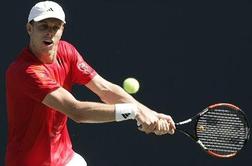 "Vroči" Querrey izločil Davidenka