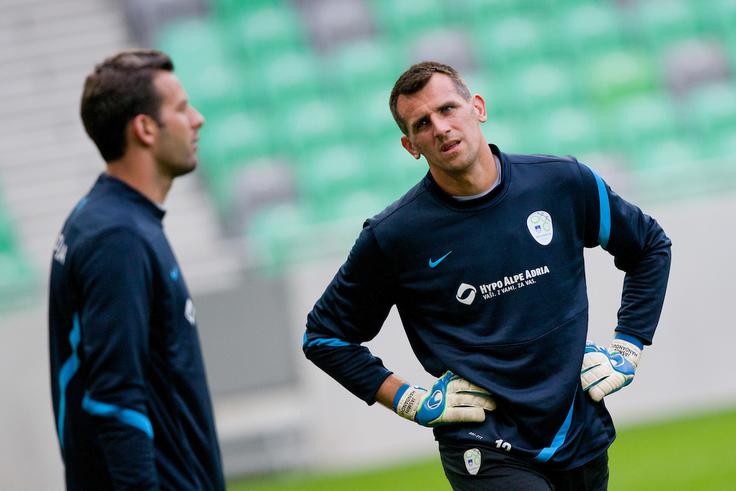 Od bratranca Samirja Handanovića se je v reprezentanci ogromno naučil. | Foto: Matic Klanšek Velej/Sportida