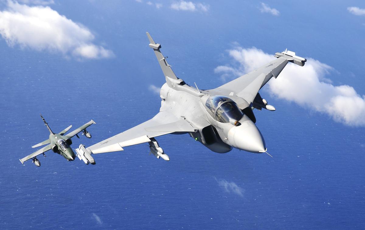 Gripen E | Kolumbijci so kupili različici gripen E in dvosedežni gripen F. Na fotografiji je gripen E, ki jih imajo brazilske letalske sile. | Foto Guliverimage