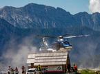Reševalni helikopter na Vršiču