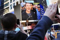Facebook: ena milijarda mesečnih mobilnih uporabnikov