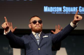 Irec že grozi tekmecu: Po dvoboju te žena in otroci ne bodo prepoznali #video