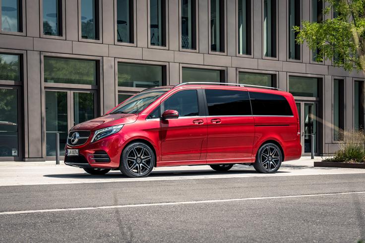 Avtomobil razreda V je všeč vsem, ki so jim blizu praktičnost in premišljene podrobnosti. | Foto: Mercedes-Benz AG