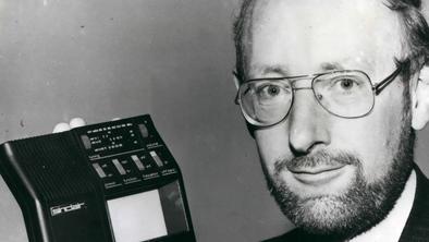 Umrl je legendarni računalničar Clive Sinclair