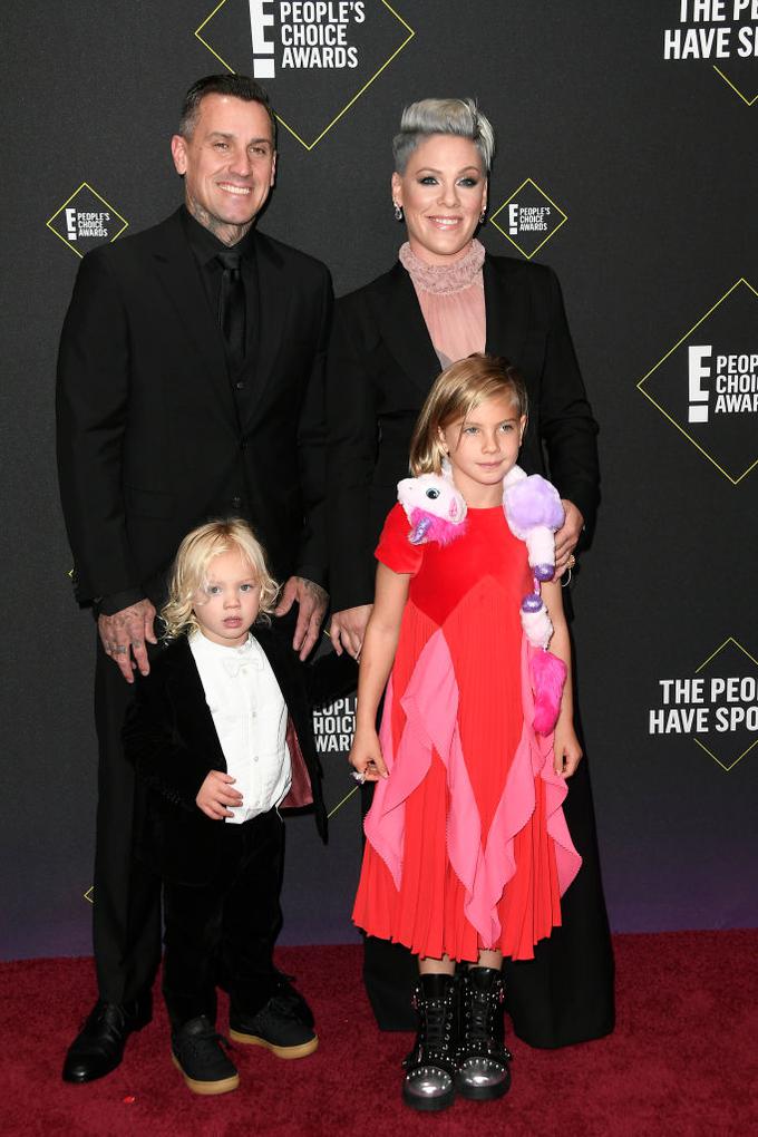 Pink in Carey s hčerko Willow in sinom Jamesonom | Foto: Getty Images