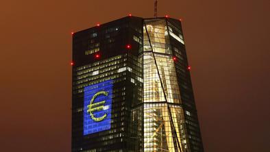 ECB lani dobiček zvišala za 111 milijonov, na 1,2 milijarde evrov