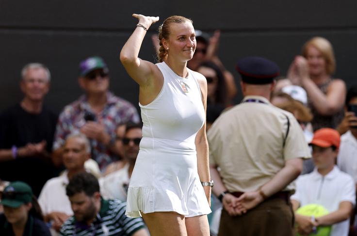 Dvakratna zmagovalka Wimbledona Petra Kvitova je še zadnjič igrala med posameznicami na sveti travi. | Foto: Reuters