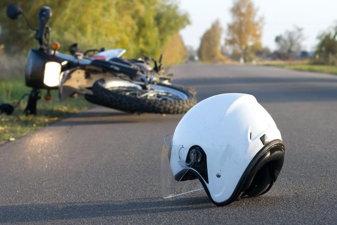 Pri Ptuju umrl motorist, sopotnica umrla nekaj ur kasneje