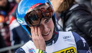 Mikaela Shiffrin sredi prvenstva ostala brez trenerja