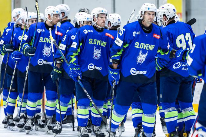 Slovence v petek čaka pripravljalna tekma na Madžarskem, 6. maja se bodo na Švedskem pomerili še s Kazahstanom, 10. maja pa prvenstvo odprli proti Kanadi. | Foto: Jure Banfi