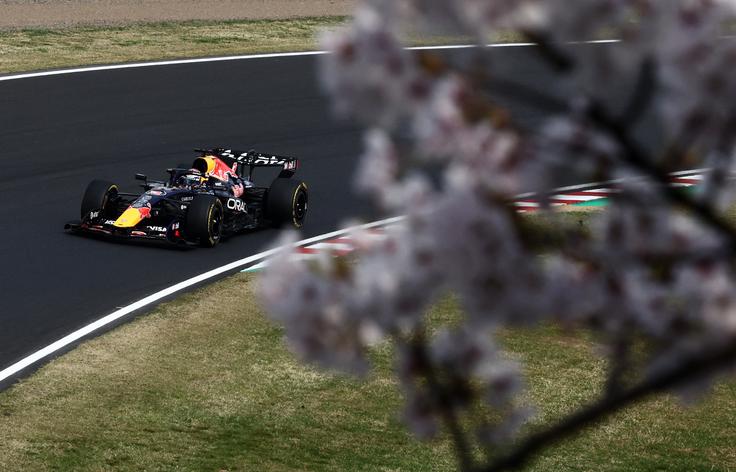 Max Verstappen je bil v Suzuki osmi in konkurenčen samo voznikom ekip Alpine, Haas in Racing Bulls. | Foto: Reuters