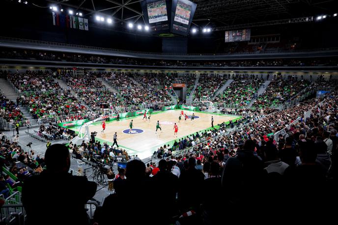 dvorana Stožice Cedevita Olimpija navijači | Cedevita Olimpija bo danes gostila poljski Slask. | Foto Aleš Fevžer