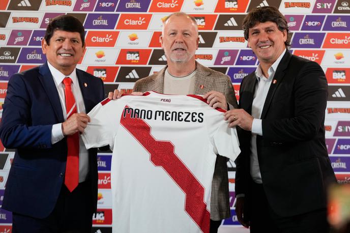 Mano Menezes Peru | Mano Menezes se je predstavil nogometni javnosti kot novi selektor Peruja. | Foto Guliverimage