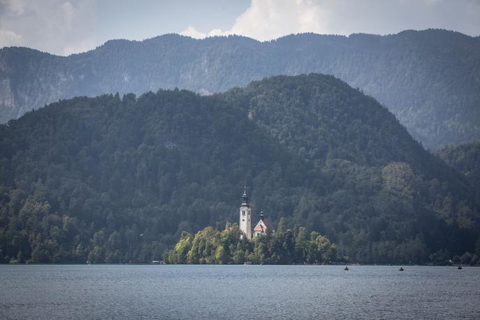 BSF Bled Strategic Forum 2024 | Turist je imel neprijetno izkušnjo na Bledu.  | Foto Bojan Puhek