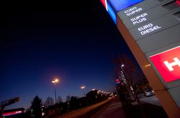 Od jutri v Sloveniji le še delni nadzor nad cenami goriva