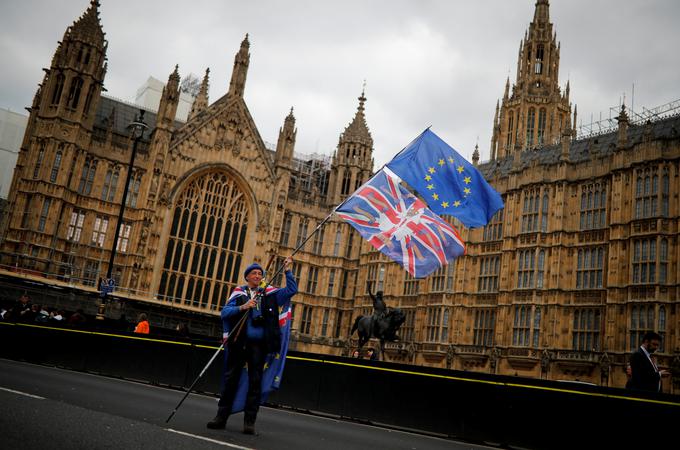 Po britanskih volitvah bo spet v ospredju brexit, ki je trenutno predviden do konca januarja. | Foto: Reuters
