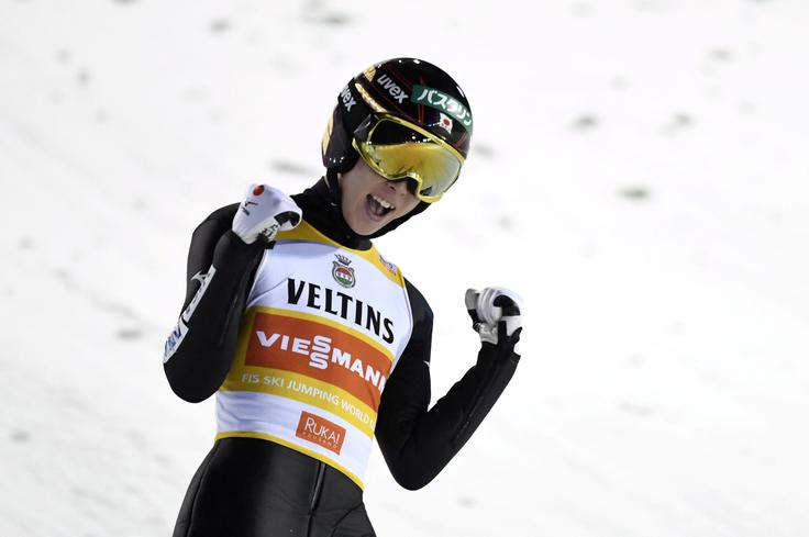 Ryoyu Kobayashi je v svetovnem pokalu kraljeval v sezoni 2018/19. | Foto: Reuters
