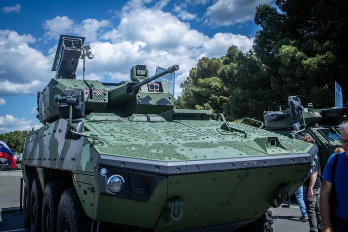 Dan Slovenske vojske 2025, Patria | Dobave oklepnih vozil Patria 6x6 za nemške oborožene sile se bodo začele leta 2026, lokalna proizvodnja v Nemčiji pa leto pozneje. | Foto Gaja Hanuna