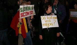 V Mariboru marš proti korupciji: "Lopovi, lopovi" (foto)