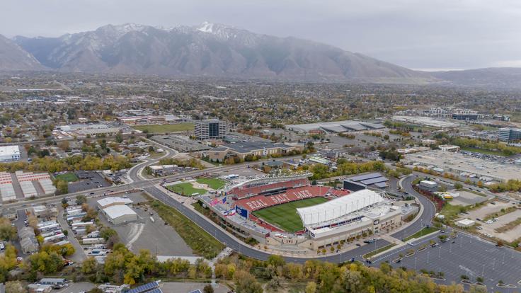 Domače tekme igra na stadionu America First Field, ki sprejme dobrih 20 tisoč gledalcev. Na njem igra tekme lige MLS Real Salt Lake. | Foto: Guliverimage