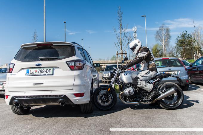 Vsaka nova sezona je nov začetek. Strpnost, pozornost in predvidevanje pri tem igrajo ključno vlogo za večjo varnost motoristov, kolesarjev, pešcev in voznikov.  | Foto: Klemen Korenjak