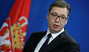 Srbski predsednik zaradi migrantov v Šid poslal vojsko