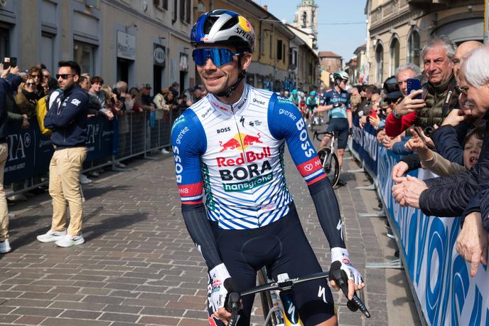 Primož Roglič Milano-Torino 2026 | Primoža Rogliča in kolesarje na Baskiji danes čaka zahtevna etapa s kar sedmimi kategoriziranimi klanci.  | Foto Guliverimage