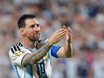 Messi lovi "solo rekord", v Kaliforniji tekma s slovenskim pridihom