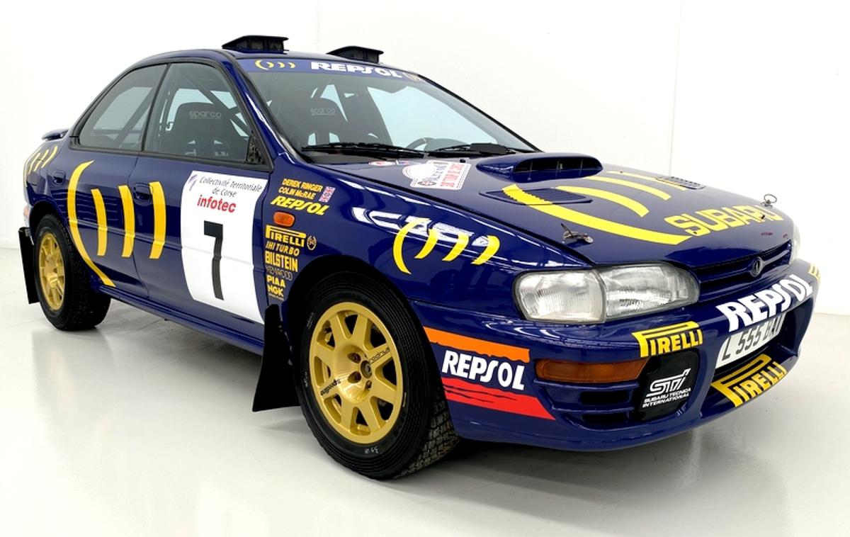Subaru impreza dražba | Bleščeči subaru impreza iz leta 1994, s katerim je takrat vozil tudi znameniti Škot Colin McRae. | Foto Lloyds Auctions