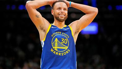 Stephen Curry uresničil svoje sanje in po 13 letih diplomiral #video