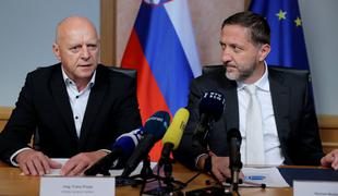 Podpisan dogovor o višini povprečnine za prihodnji dve leti