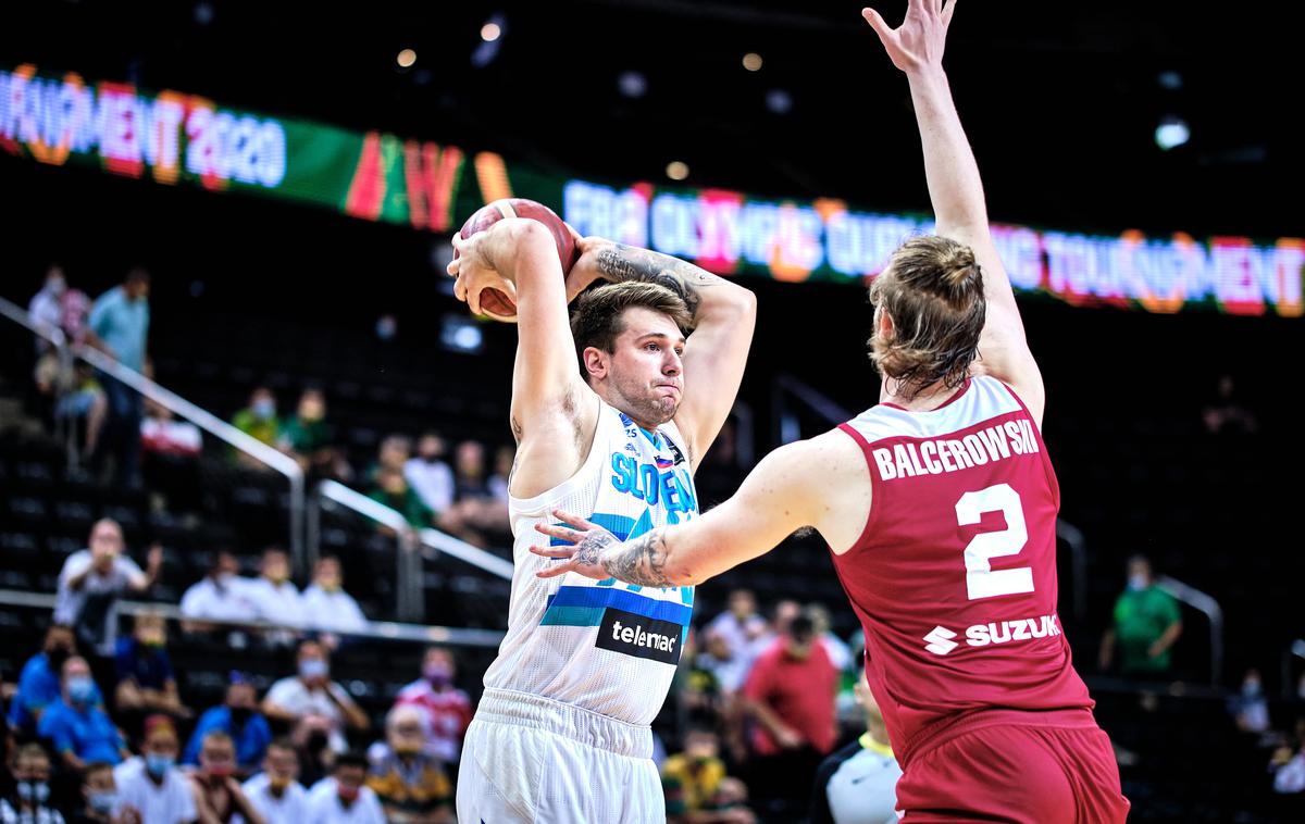 Luka Dončić | Luka Dončić je bil razpoložen proti Poljski, ki ni našla prave obrambe zanj. | Foto Hendrik Osula/FIBA