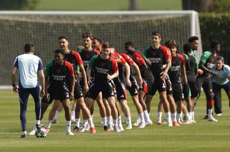 Arsenal in PSG, dva kluba, dva trenerja in oba bi rada spisala zgodovino